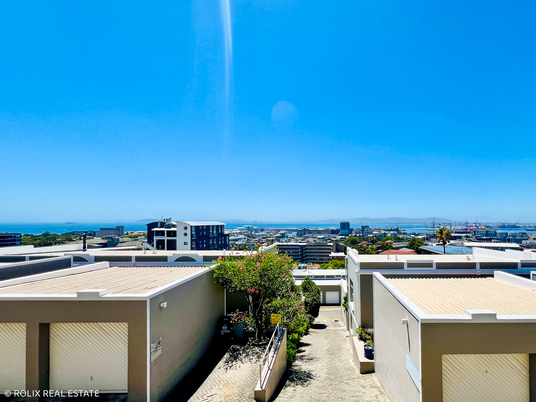 2 Bedroom Property for Sale in Green Point Western Cape